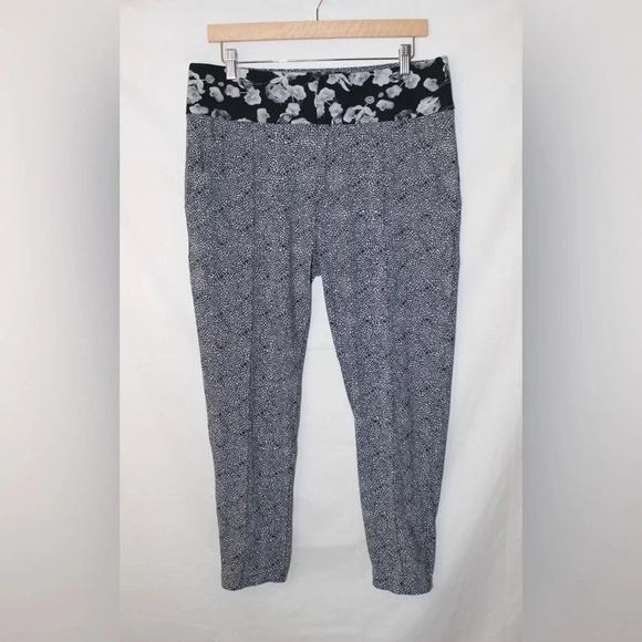 Lululemon Departure Floral Pants Size 8 - Picture 2 of 12